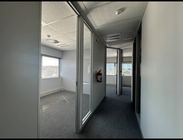 680M² OFFICE TO LET IN CENTURION CENTRAL